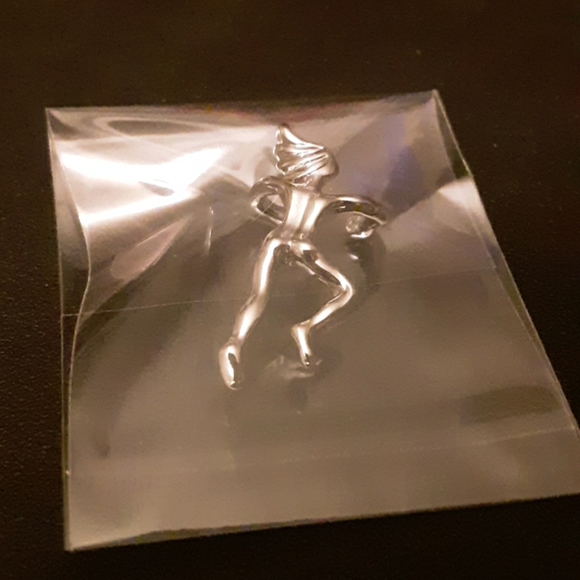 Adorable Person Ear Cuff- silver plated - Picture 4 of 5